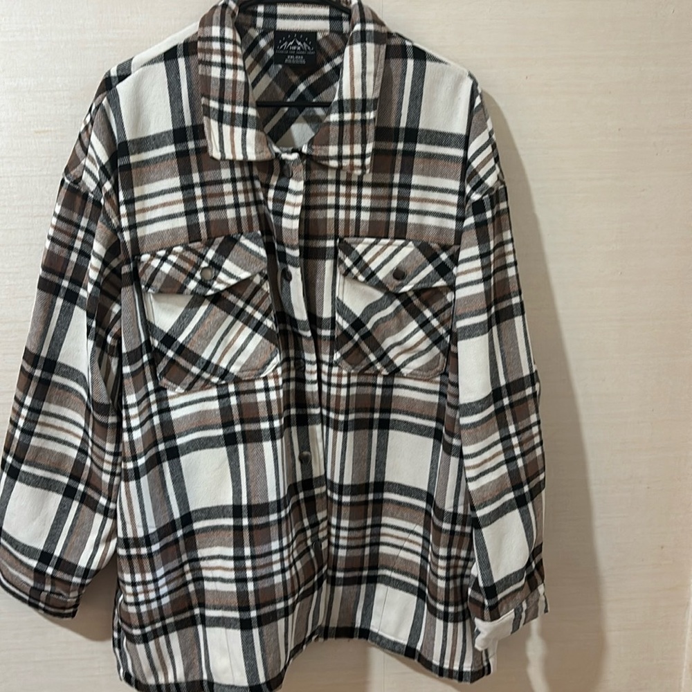 Women’s flannel shacket
